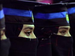 Perempuan Afghanistan Gagal Kuliah di Jurusan Impian: Semua Harapan Sirna