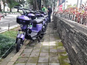 5 Aturan Memakai Sepeda Listrik di Jalan Raya, Cek di Sini! 5 Aturan Memakai Sepeda Listrik di Jalan Raya, Cek di Sini!