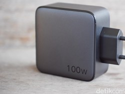 Review Ugreen GaN X 100W:  Isi Cepat Baterai HP hingga Laptop Barengan