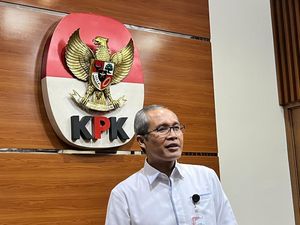 Firli Teken Surat Penangkapan SYL, KPK: Kalau Bukan Pimpinan, Siapa Lagi? Firli Teken Surat Penangkapan SYL, KPK: Kalau Bukan Pimpinan, Siapa Lagi?