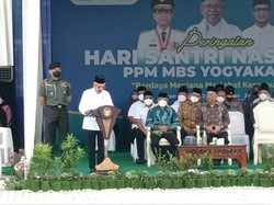 Maruf Amin ke Para Santri di Sleman: Berbeda Capres Tak Perlu Jadi Musuh