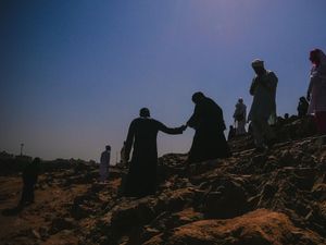 Kisah Meninggalnya Duta Islam Pertama dari Kalangan Sahabat Nabi Kisah Meninggalnya Duta Islam Pertama dari Kalangan Sahabat Nabi