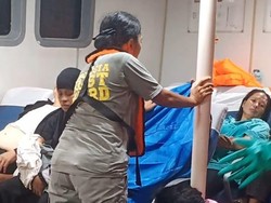 Bakamla Bantu Evakuasi Korban Kapal Cantika 77 Terbakar di NTT