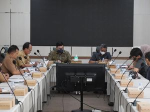 Bupati Kediri Minta Dinsos Samakan Data Sosial & Ekonomi dengan BPS Bupati Kediri Minta Dinsos Samakan Data Sosial & Ekonomi dengan BPS