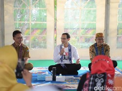 Nadiem Blak-blakan soal Tunjangan Profesi Guru Tidak Muncul di RUU Sisdiknas