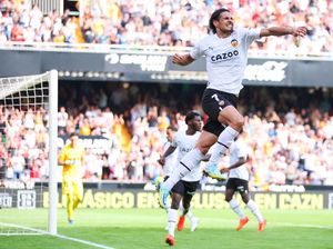 Unjuk Gigi El Matador Edinson Cavani: Lagi Gacor, Gol Lagi! Unjuk Gigi El Matador Edinson Cavani: Lagi Gacor, Gol Lagi!