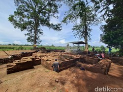 Pola Candi Situs Blawu Jombang Terungkap, Ditemukan Arca dari Batu Andesit