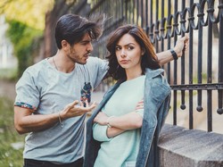 Kisah Suami yang Baru Tahu Sering Diselingkuhi Setelah Istri Meninggal Dunia