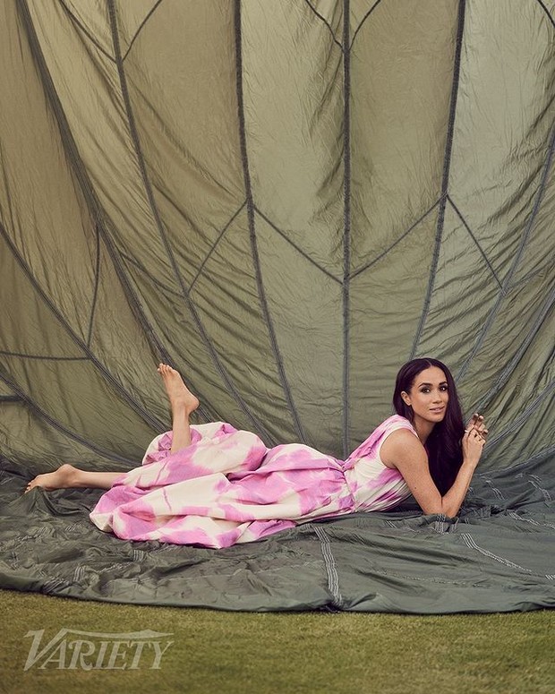 istri Pangeran Harry/Foto: instagram.com/variety Look kelima Meghan Markle