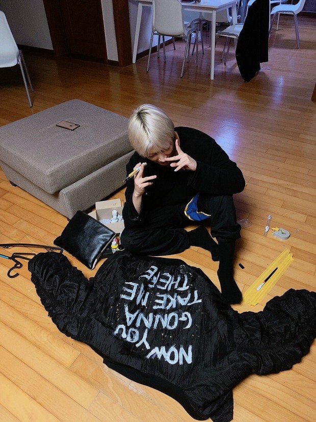 Karya seni dari Hongjoong ATEEZ/ Foto: twitter.com/ Karya seni dari Hongjoong ATEEZ/ Foto: twitter.com/