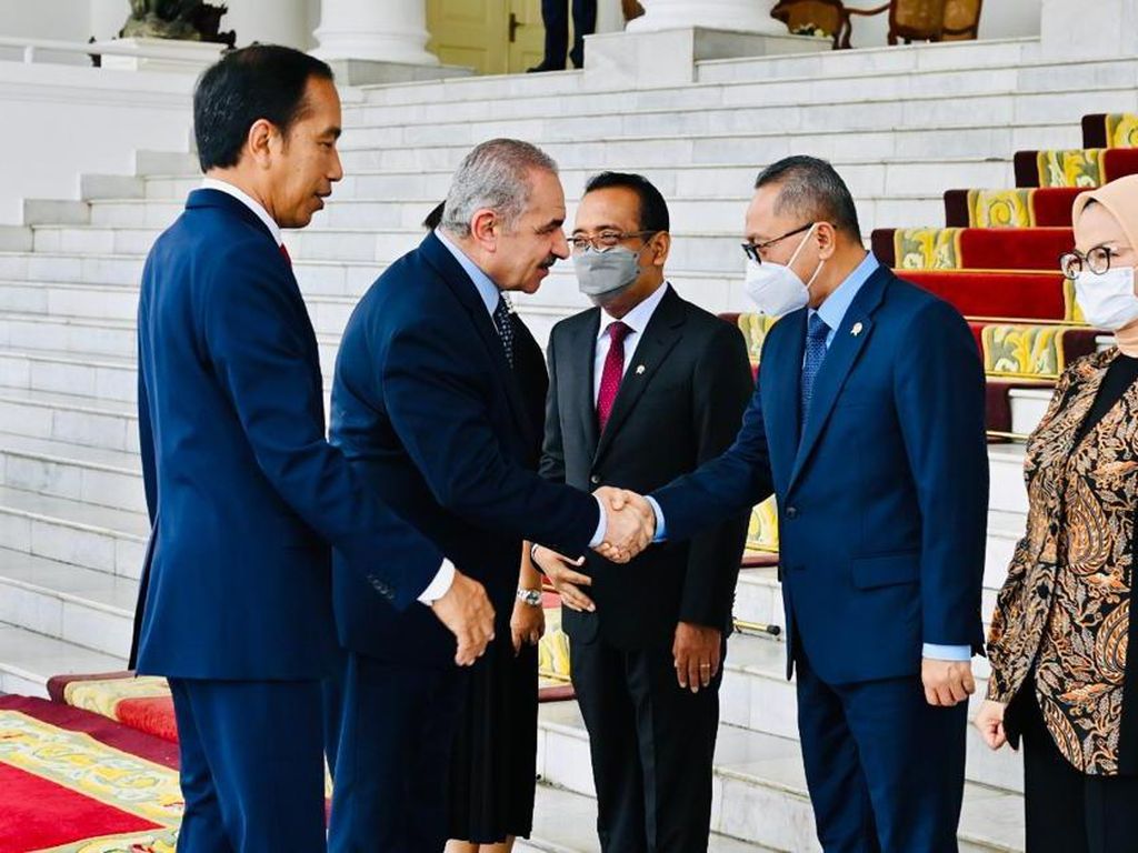 Kerja Sama RI-Palestina Bebaskan Bea Masuk Kurma dan Zaitun Kerja Sama RI-Palestina Bebaskan Bea Masuk Kurma dan Zaitun