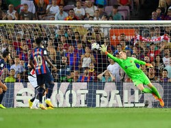 Jika tidak menghitung kemenangan, perawannya gawang Barca di LaLiga bisa ditambahkan hasil 0-0 ketika menjamu Rayo Vallecano pada pertengahan Agustus. Foto: AFP via Getty Images/PAU BARRENA