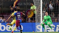 Kali terakhir gawang Barca bobol di partai kandang LaLiga adalah ketika kalah 0-2 dari Villarreal pada bulan Mei lalu. Foto: AFP via Getty Images/JOSEP LAGO