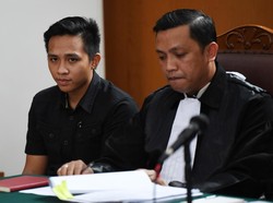 Banjir Air Mata di Sidang Bharada E dari Keluarga Yosua