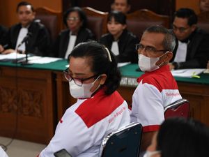 Ortu Yosua Hutabarat Gugat Ferdy Sambo dan Putri Candrawathi cs Rp 7,5 M Ortu Yosua Hutabarat Gugat Ferdy Sambo dan Putri Candrawathi cs Rp 7,5 M