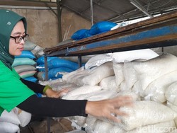 Harga Garam Kasar di Sumedang Naik Drastis
