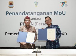 PLN-Pemkab Cirebon Teken Kerja Sama Kelistrikan hingga Layanan Internet