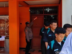 Siswa SMK di Ponorogo Tewas Kesetrum saat Praktikum