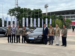 Hyundai Serahkan 393 Unit Mobil Listrik Ioniq 5 dan Genesis G80 untuk KTT G20 Bali