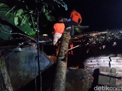 Puting Beliung Juga Landa Banyuwangi, Atap Rumah Warga Beterbangan