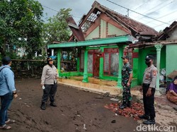Puting Beliung Terjang Pasuruan, 50 Rumah Warga Rusak