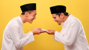 Bentuk-bentuk Sedekah Menurut Hadits, Tidak Hanya Berupa Materi