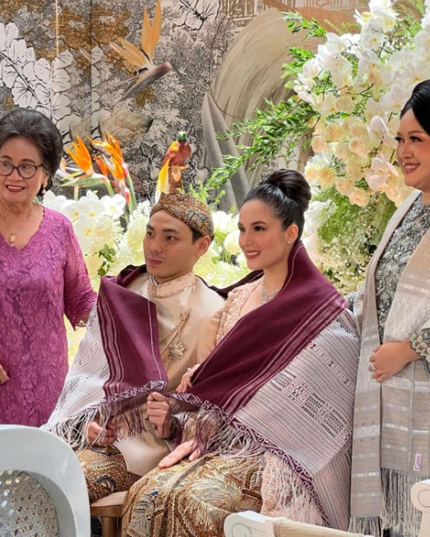 Sentuhan Adat Batak/Foto: Instagram/@batakselebgram