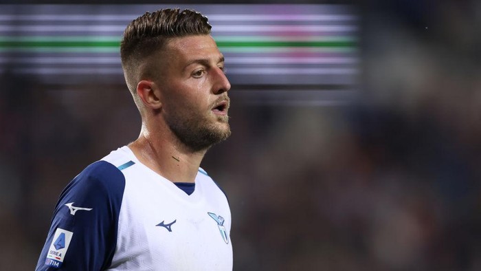 BERGAMO, ITALY - OCTOBER 23: Sergej Milinkovic-Savic of SS Lazio looks on during the Serie A match between Atalanta BC and SS Lazio at Gewiss Stadium on October 23, 2022 in Bergamo, Italy. (Photo by Jonathan Moscrop/Getty Images)