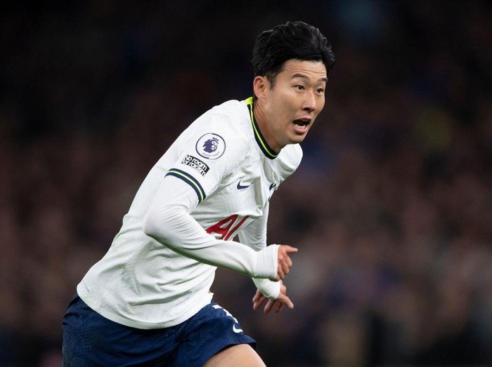 LONDON, ENGLAND - OCTOBER 15:   Son Heung-Min of Tottenham Hotspur during the Premier League match between Tottenham Hotspur and Everton FC at Tottenham Hotspur Stadium on October 15, 2022 in London, England. (Photo by Visionhaus/Getty Images)
