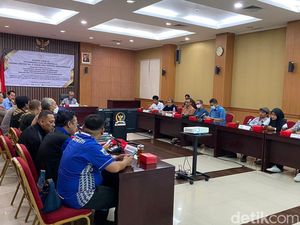 Suporter DIY Desak Rombak Total Sepakbola Indonesia: Tak Cukup KLB PSSI Suporter DIY Desak Rombak Total Sepakbola Indonesia: Tak Cukup KLB PSSI