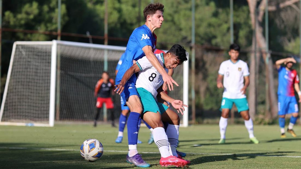 Timnas Indonesia U-20 dalam laga uji coba perdananya di Turki. Foto: Dok. PSSI