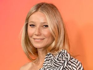 Gwyneth Paltrow Curhat Sulitnya Jadi Ibu Tiri: Seperti Menghindari Ranjau Darat Gwyneth Paltrow Curhat Sulitnya Jadi Ibu Tiri: Seperti Menghindari Ranjau Darat