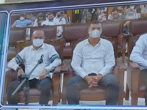 Rokok & Wajah Murka Sambo Usai Yosua Tewas Dikesaksian Acay Rokok & Wajah Murka Sambo Usai Yosua Tewas Dikesaksian Acay