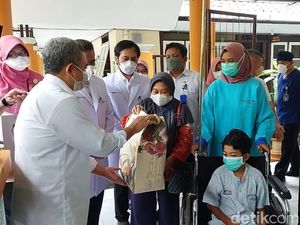 Cerita Haru Aminayu Berlarian Cari Anak-Suami Saat Tragedi Kanjuruhan Pecah