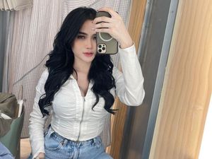 Potret Arlida Putri yang Hajar Penonton Dangdut Gegara Ditowel