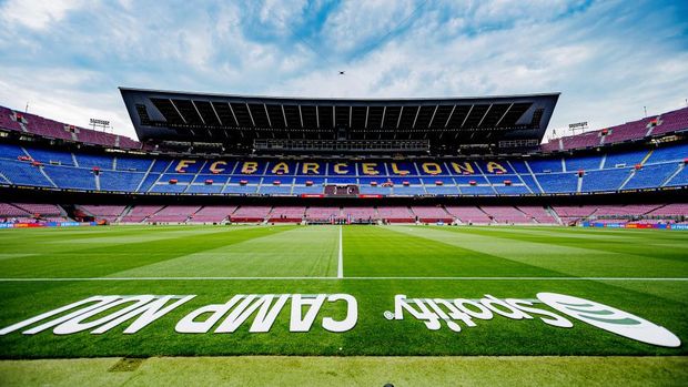 BARCELONA, SPAIN - AUGUST 7: Stadium of FC Barcelona with the new sponsor name and logo Spotify Camp Nou during the Club Friendly   match between FC Barcelona v Pumas at the Spotify Camp Nou on August 7, 2022 in Barcelona Spain (Photo by David S. Bustamante/Soccrates/Getty Images)