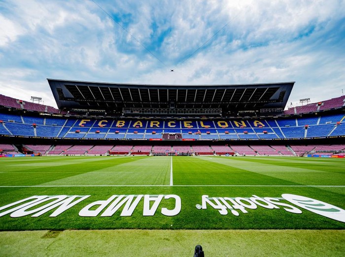 BARCELONA, SPAIN - AUGUST 7: Stadium of FC Barcelona with the new sponsor name and logo Spotify Camp Nou during the Club Friendly   match between FC Barcelona v Pumas at the Spotify Camp Nou on August 7, 2022 in Barcelona Spain (Photo by David S. Bustamante/Soccrates/Getty Images)