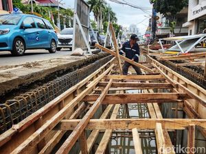 Cegah Banjir, Proyek Saluran Air Pecenongan-Batu Tulis Dikebut
