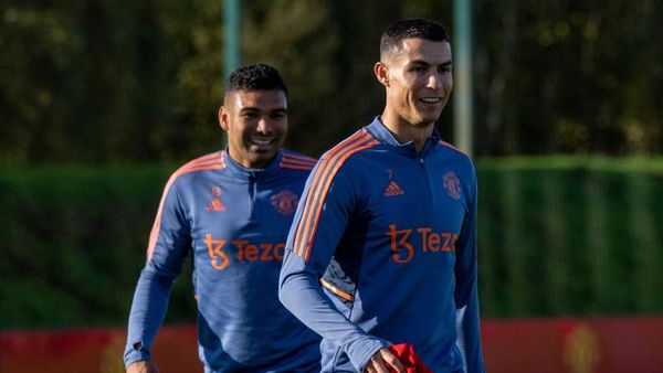 Potret Ronaldo Kembali Berlatih Bareng Skuad Utama MU