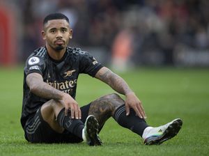 Gabriel Jesus Puasa Gol, Henry Bilang Gini