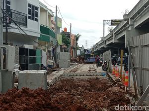 Perlancar Lalin, Jalan Kalimalang Sisi Selatan Dilebarkan Perlancar Lalin, Jalan Kalimalang Sisi Selatan Dilebarkan