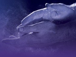 Tata Cara Tayamum di Bus, Lengkap dengan Niat dan Syarat Sahnya