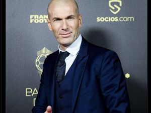 Parade Meme Juventus Out dari Liga Champions: Buruan Panggil Zidane!