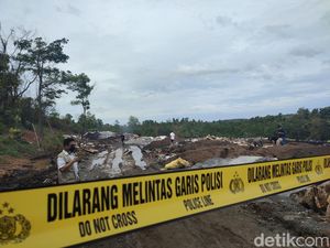 Polisi Segel Lokasi Pembuangan Limbah B3 Ilegal di Tenjo Bogor