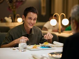 Rahasia Mark Wiens Makan Banyak tapi Berat Badan Tetap Terjaga Rahasia Mark Wiens Makan Banyak tapi Berat Badan Tetap Terjaga