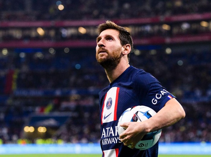 PARIS, FRANCE - OCTOBER 25: Lionel Messi of Paris Saint-Germain celebrates after scoring opening goal during the UEFA Champions League group H match between Paris Saint-Germain and Maccabi Haifa FC at Parc des Princes on October 25, 2022 in Paris, France. (Photo by Sebastian Frej/MB Media/Getty Images)