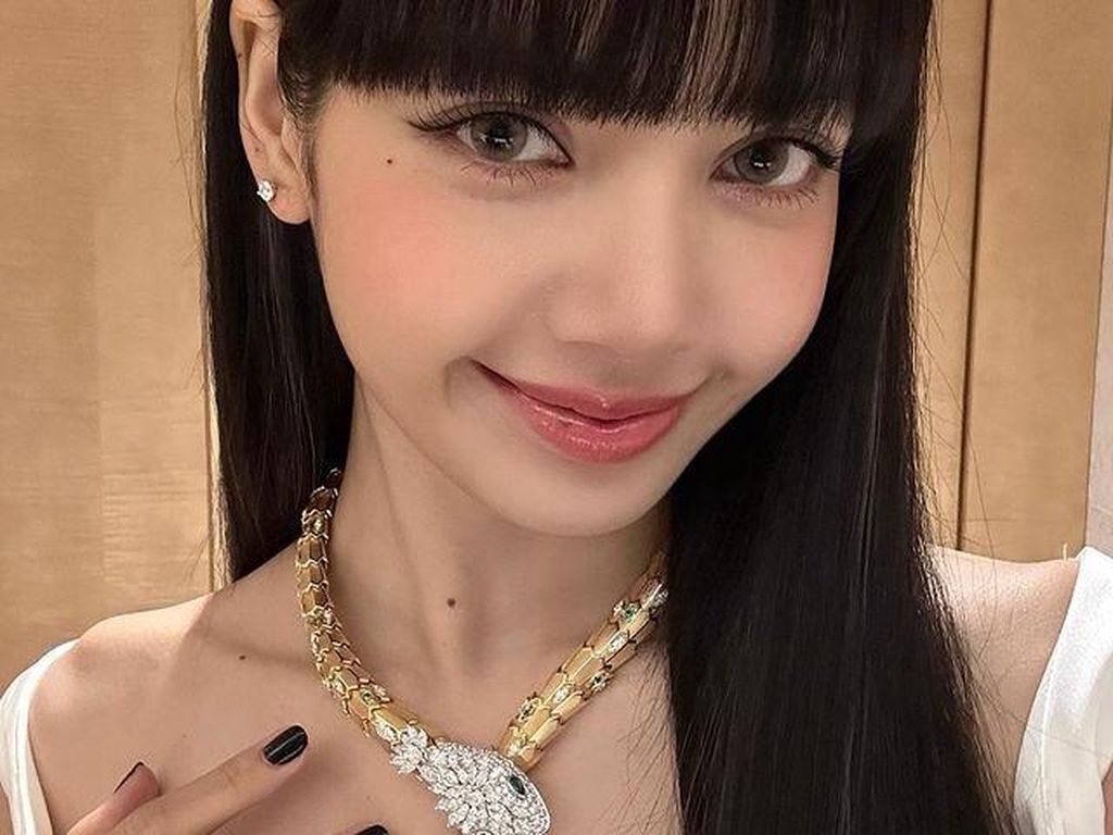 Terungkap Skincare Lisa Blackpink, Ada Serum Caviar Seharga Rp 11 Juta Terungkap Skincare Lisa Blackpink, Ada Serum Caviar Seharga Rp 11 Juta