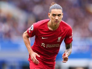 Pemain Liga Inggris Tercepat Larinya Saat Ini adalah... Pemain Liga Inggris Tercepat Larinya Saat Ini adalah...