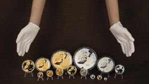 Penampakan Koin Panda Emas China yang Dirilis 2023