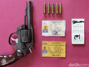 Digerebek Pesta Narkoba di Sumsel, Ajudan Wakapolres Rejang Lebong Tersangka! Digerebek Pesta Narkoba di Sumsel, Ajudan Wakapolres Rejang Lebong Tersangka!